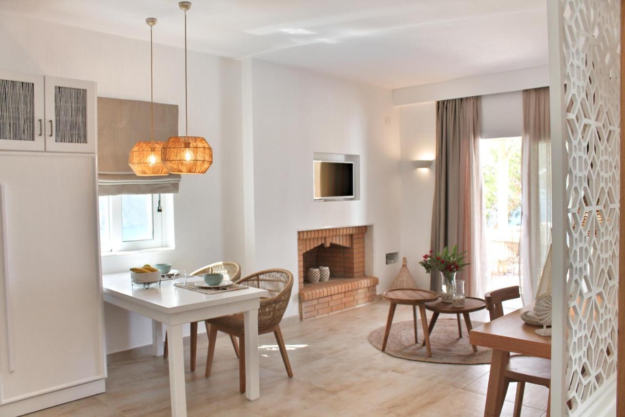 Akropolis Village Complex Of Luxury Residence Kyra Panagia Luaran gambar